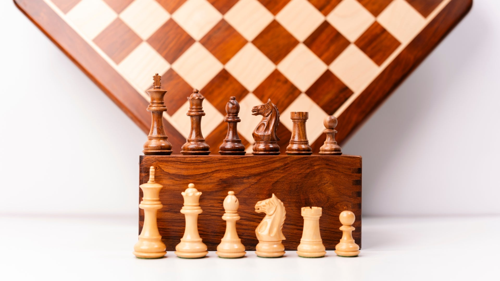 Exclusive Handmade Wooden Chess Sets for Sale – Royal Chess Mall India