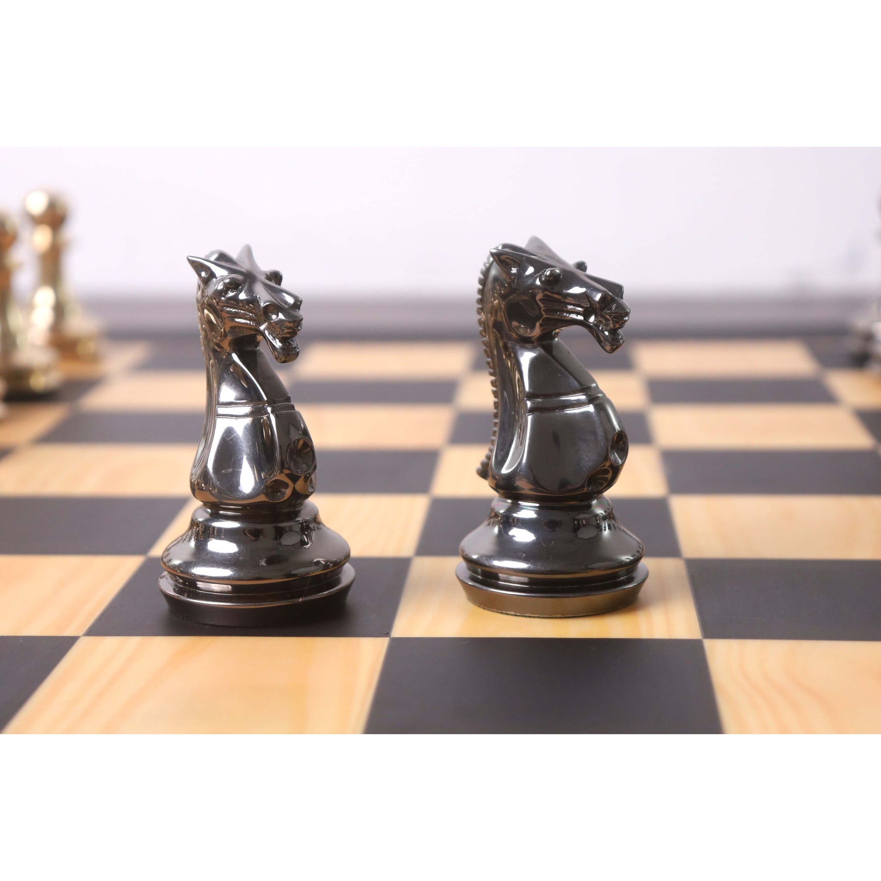 Metallic Chess 3.9