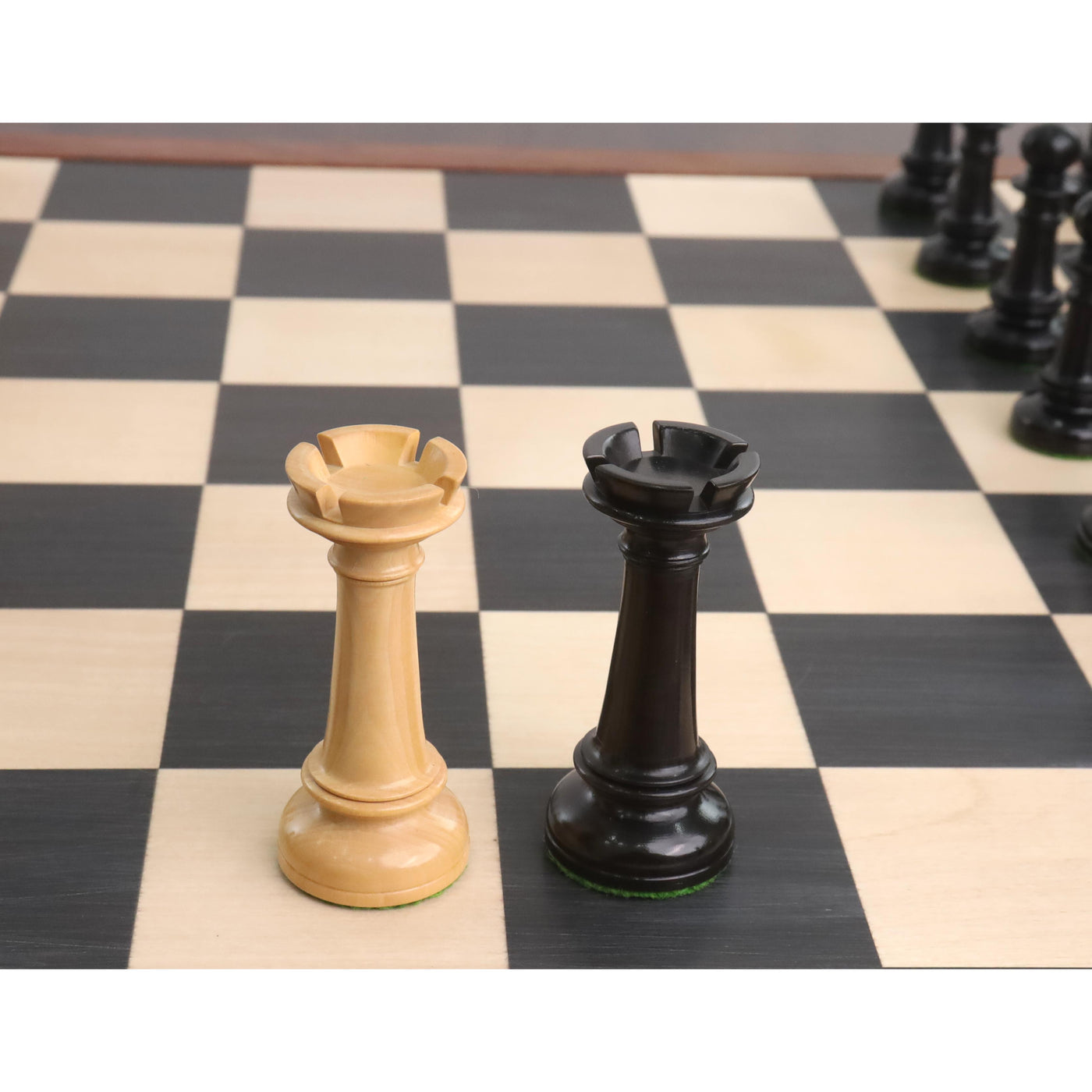 Edinburgh Northern Upright Pre-Staunton Chess Set Combo - Pieces in Ebonised Boxwood with Board and Box