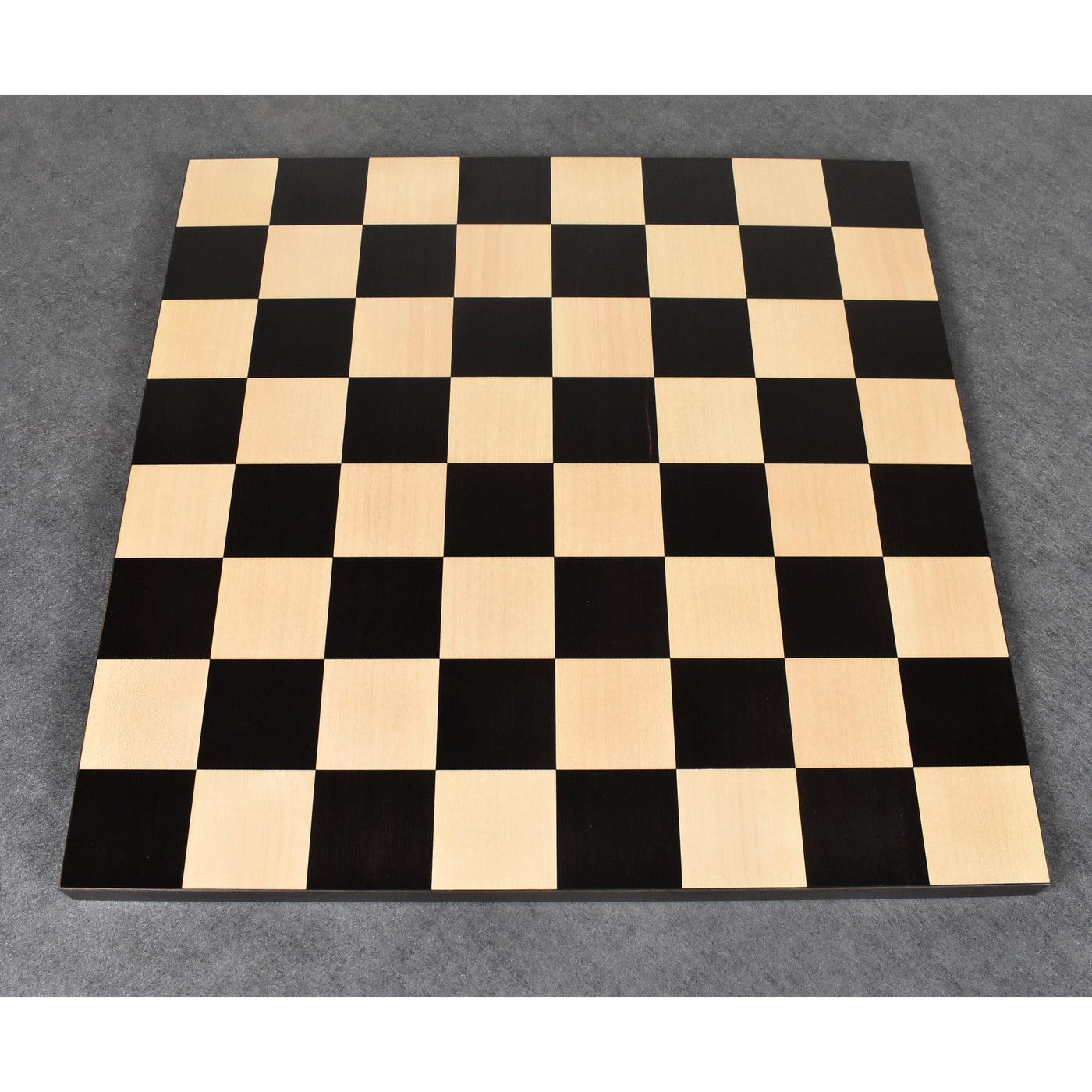 Slightly Imperfect Borderless Chess board